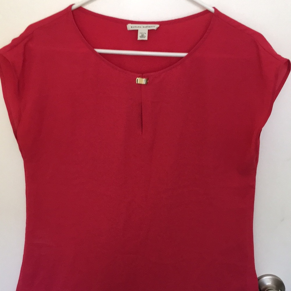 Banana Republic Fuschia silk blouse, 8P